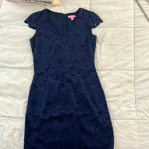 Beautiful Lilly dress . Great for weddings ! Perfect length